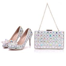 Cristal rainha salto alto pointe toe mulher sapatos de casamento com correspondência sacos noiva payty vestido sapatos bolsa flor de cristal 9cm bombas 2024 - compre barato