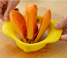 Zeegle креативный нож для разрезания манго, нержавеющая сталь, овощерезка для фруктов, портативный сочный персиковый Овощечистка, инструмент для копания фруктов 2022 - купить недорого