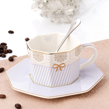 Ocidental elegante cerâmica kit copo estilo europeu osso china conjunto de chá da tarde copos de café sobremesa prato utensílios de mesa acessórios 2024 - compre barato