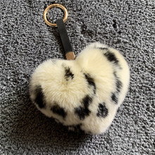 Llavero con estampado de leopardo, colgante de piel auténtica, pelo de conejo, melocotón, corazón, Bola de Pelo, joyería, Bolso de piel 2024 - compra barato