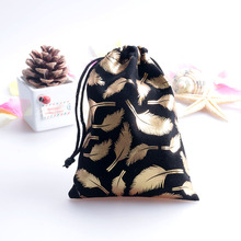 4Colors In Stock Gift Bags 100pcs/lot 10x14cm Gold Feather Printing Velvet Bags Jewellery Pouches Shrink Wrap Drawstring Bags 2024 - buy cheap