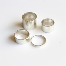 Moda 4 diferentes anéis de largura por conjunto anel de junta banhado a prata dourada midi anéis para mulher 2024 - compre barato