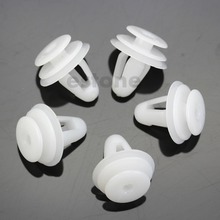 ¡Oferta! 50 Uds. Clips de plástico blanco para puerta de coche con agujeros de 8 mm 2024 - compra barato