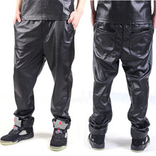 Pantalones de cuero de estilo hip hop para hombre, calzas masculinas de cuero sintético, color negro, para motocicleta, gran oferta 2024 - compra barato