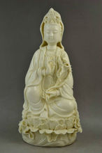 China dehua Porcelana Esculpir Kwan Yin-Sentado Lotus Pray Grande Auspicioso Estátua 2024 - compre barato