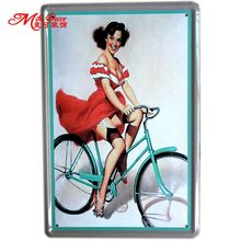 [Mike86] vermelho dess senhora na bicicleta placa de metal decoração da parede pintura arte vintage casa barra estanho sinais A-577 mix itens 20*30 cm 2024 - compre barato