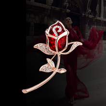 Высокое качество 2016 модный дизайн Роза брошь в форме цветка из горного хрусталя брошь, броши для женщин брошь аксессуар бесплатная доставка 2024 - купить недорого