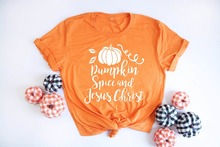 Camiseta con estampado de calabaza y especias para mujer, camisa con eslogan de moda para Halloween, bonita, kawaii 2024 - compra barato