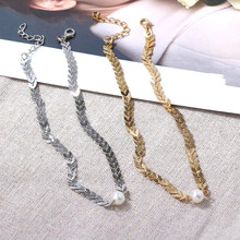 Cadena de serpiente para mujer, accesorios de perlas, joyería de moda con letra en V, joya de perlas, collar Punk elegante 2024 - compra barato