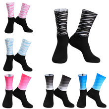 Gradient Cycling Socks Men Women Seamless Integral Moulding Road Bicycle Racing Bike Compression Sport Socks Calcetines Ciclismo 2024 - buy cheap