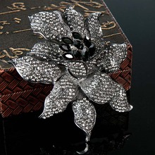 Luxurious Shiny Big Flower Brooches Wedding Accessories Relogio Feminino Hijab Pins For Women Noble Austrian Crystal Broches VAZ 2024 - buy cheap