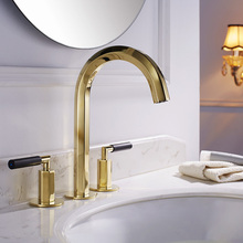Золотистый смеситель для ванной комнаты, роскошный кран для раковины с 3 отверстиями и 2 ручками, крепление на раковину 2024 - купить недорого