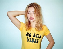 Женская хлопковая Футболка с принтом No Bad Vibes, повседневная забавная футболка для девушек Yong, хипстерская футболка, Прямая поставка, S-281 2024 - купить недорого