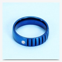 2022 Europe Classic blue groove couple stainless steel ring female Crystal fromAustrian Fit Lovers For Party 2024 - buy cheap