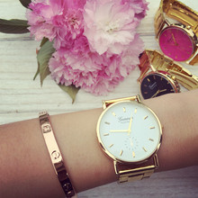 Mulheres Genebra Relógio de Ouro 2015 Nova Alta-Polido Pulseira de Relógio Com a Cor do Mostrador, elegante E Chique Simples Relógio de Marcação de Cor 2024 - compre barato