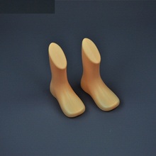 Maniquí de pie amarillo para mujer, calcetines de exhibición de zapatos, molde femenino, medias cortas, 2 uds. 2024 - compra barato