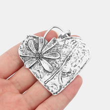 2 peças pingentes grandes de flor martelado esculpido flor margarida coração charmosos para colar fazer joias achados 67x66mm 2024 - compre barato