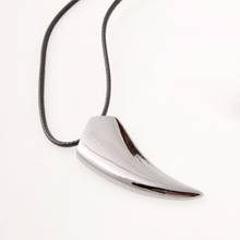 1 pcs New Men's Jewelry 316L Stainless Steel Wolf Tooth Pendant Necklace Animal Pendant Hot gargantilla 2024 - buy cheap