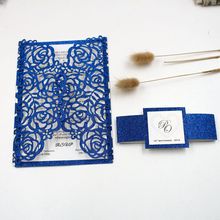 Envío Gratis, 100 sets personalizados, dorado/plateado/azul, brillo, flor de corte por láser hueca, invitaciones, tarjetas de invitación de boda, Invitaciones + banda 2024 - compra barato