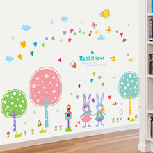 Adesivo de parede com bandeira de flores e coelhos para amigos, decoração de quartos infantis, decalque para parede, pôster de mural, arte para decoração de casa 2024 - compre barato