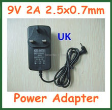 10 piezas adaptador de fuente de alimentación UK enchufe 9 V 2A 2,5mm/2,5x0,7mm cargador para tableta PC Aoson M19 M11 Chuwi V3 Pipo M2 M3 M8 M8 3G 2024 - compra barato