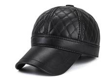 Мужские зимние черные теплые шапки из искусственной кожи, мужские осенние вельветовые кепки с защитой ушей, толстая Весенняя Водонепроницаемая шапка 2024 - купить недорого