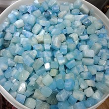 Dhxyzb pedra de cascalho com cristal mineral de quartzo e cascalho, decoração natural de 1kg para jardim e tanque de peixes, 10-20mm 2024 - compre barato