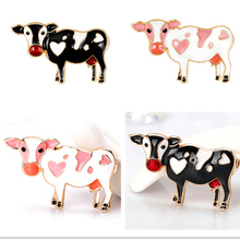 Broches de liga de vaca, preto e branco, esmaltado, masculino e feminino, moda animal, broche para festa de casamento, presente 2024 - compre barato