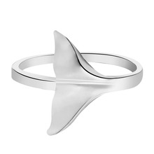 Kinitial anel cauda baleia fofa em latão, mulheres casamento ginkgo folhas anel charmoso dedo triangular caveira coração joia bague 2024 - compre barato