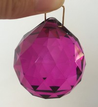Buena calidad 10 unids/lote 40mm purpurino rojo cristal prisma facetado bolas para piezas de araña árbol de Navidad colgantes para colgar 2024 - compra barato