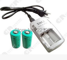 Nova 2 pcs. 3 v CR123A 17335/16340 baterias recarregáveis. Carregador de bateria Digital bateria + 3 v CR123A. 2024 - compre barato