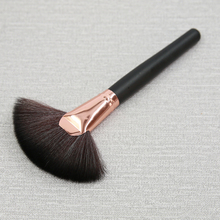 1pcs Makeup Brush Large Fan Blush Powder Foundation Make Up Tool Big Fan Shape Cosmetics Brushes High Quality 2024 - buy cheap