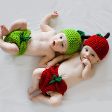 Детская шапочка ручной работы с чехлом для подгузников, реквизит для фотосъемки, костюм, вязаная шапка для новорожденного с яблочным дизайном 2024 - купить недорого