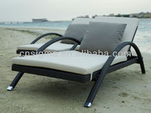 2014 Comfortable Outdoor Furniture Rattan Poly Wicker Sunbed Pool Chair Sun lounger 2024 - buy cheap