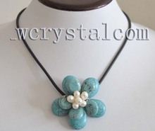 Collar de diseño con colgante de una flor, perla cultivada turquesa y blanca, venta al por mayor 2024 - compra barato