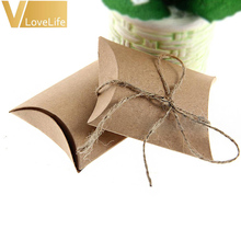 100Pcs/Lot Wedding Kraft Candy Box Wedding Gift Pillow Boxes for Guests Wedding Party Favors Decor 2024 - buy cheap