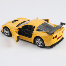 Coche Corvette de carrera de aleación de Metal para niños, vehículo fundido a presión, Colección, escala 1:36, 12,3 CM 2024 - compra barato