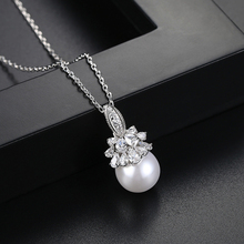 De Zirconia cúbica de moda de cristal de mujeres flor y Perla colgante con abalorio elegante mujer joyería de cadena de clavícula, regalo de boda 2024 - compra barato