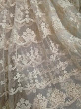 Tecido de renda bordado em marfim, tecido de renda floral retrô, tecido de renda escalopes, estilo vintage 2024 - compre barato