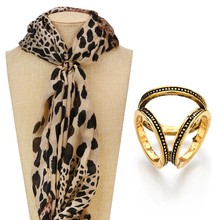 Estilo Simple mujeres de alta calidad de latón de color esmalte broches chal bufandas accesorios bufanda hebilla anillo clip sujetador 2024 - compra barato
