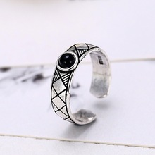 Anillos redondos negros de Color plateado para mujer, anillo de boda de tamaño ajustable 2024 - compra barato