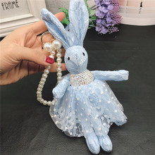 Vestido de encaje de conejo con lazo, adorno de perlas artificiales, llavero de 22CM 2024 - compra barato