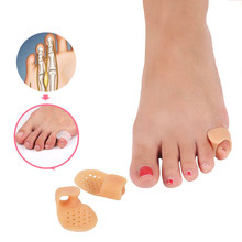 1 Pair Hot Sale Resuable Silicone Foot Finger Toe Separator Little Toe Thumb Valgus Protector Bunion Adjuster Guard Feet Care 2024 - buy cheap