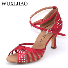 WUXIJIAO-zapatos de baile latino para mujer, calzado de satén con diseño de sastrería único, para baile de salón, zapatos de Tango con diamantes de imitación, color rojo vino 2024 - compra barato