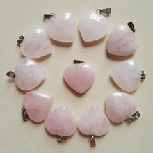 Venta al por mayor de colgantes de moda de corazón de piedra de cristal Rosa natural para fabricación de joyas 20mm 50 Uds envío gratis 2024 - compra barato