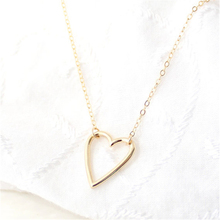 COLLAR COLGANTE de corazón pequeño de corazones de amor de moda regalos de encanto de amor simple para mujeres 2024 - compra barato