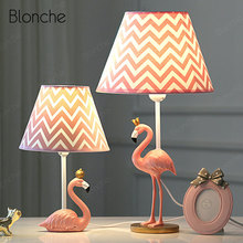 Flamingo lámpara de mesa de resina Base regulable lámpara de escritorio para el estudio dormitorio cabecera escritorio nórdico pareja Decoración Accesorios de iluminación Led 2024 - compra barato