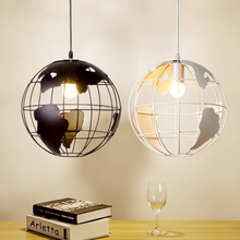 Подвесной светильник в скандинавском стиле, современный креативный светильник в виде глобуса с абажуром черного/белого цвета, креативный светильник в виде земли 2024 - купить недорого