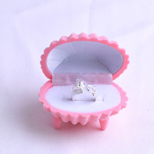Caixa de anel de noivado e casamento, em formato de concha, adorável, veludo, para brincos, colar, pulseira, caixa de presente, suporte 2024 - compre barato