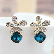 Rhinestone Five-leaf Flower Earrings Blue Crystal Clip on Earrings Non Pierced Ear Cuff for Women Bridal Bohemia Wedding Jewelry 2024 - buy cheap